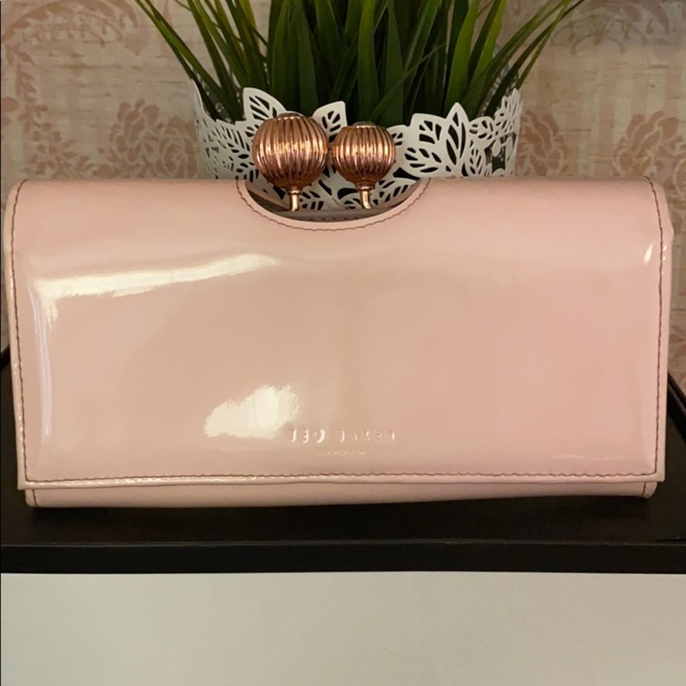 Ted Baker wallet 🤍